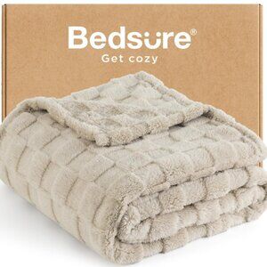 🪷Bedsure Checkered Fleece Throw Blanket, Neutral, 50" x 60"